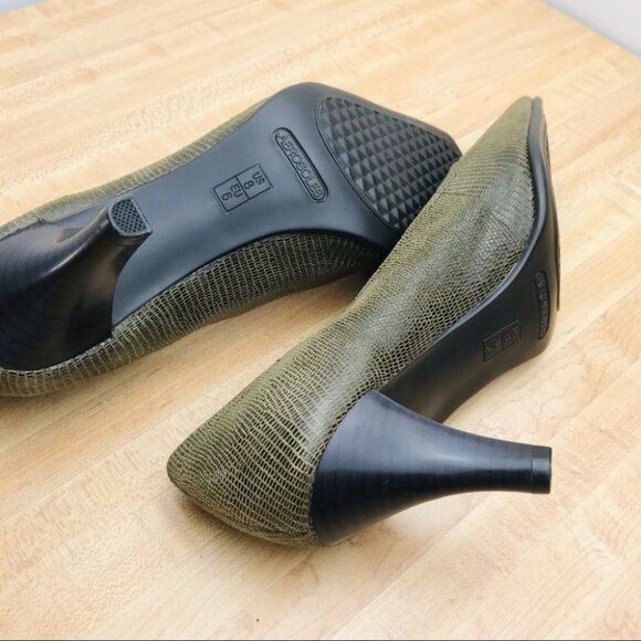 AEROSOLES animal print suede women heels size 8 /  NWOT - Picture 7 of 14